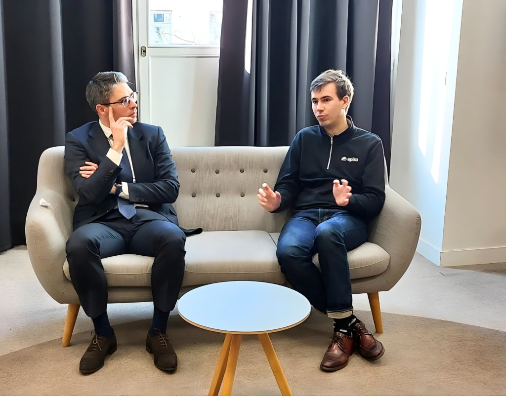 CLUB CFO SPIKO MEMO BANK 2